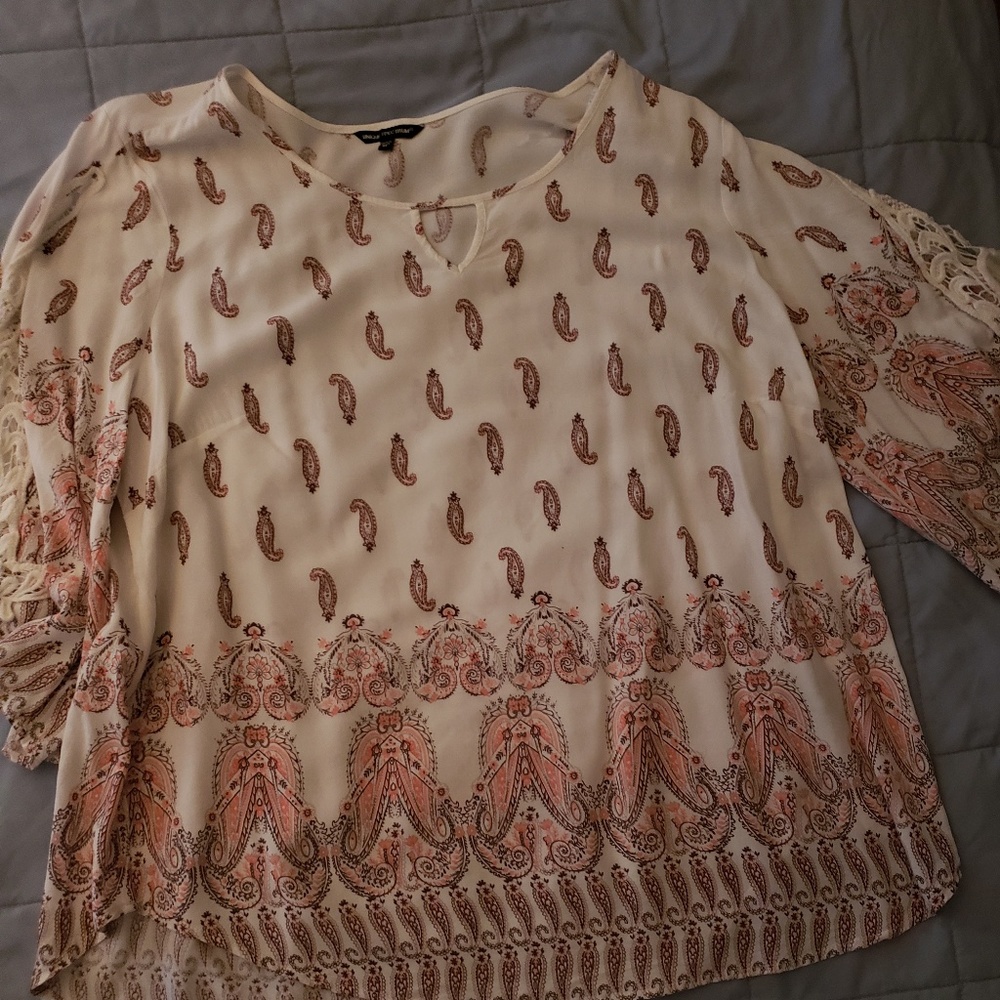 Flowy blouse